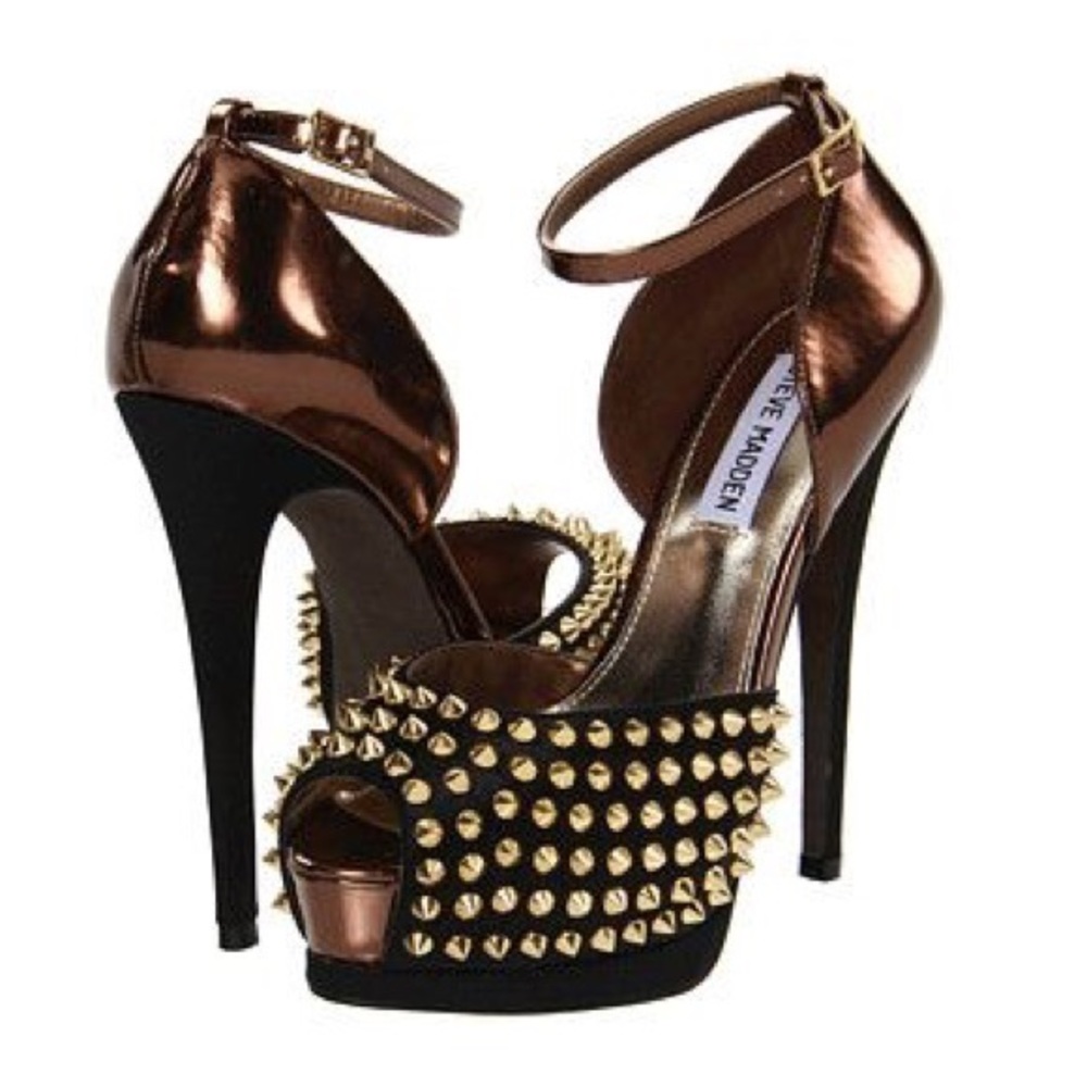 STEVE MADDEN OBSTCL BLACK AND BRONZE STUDDED HEELS